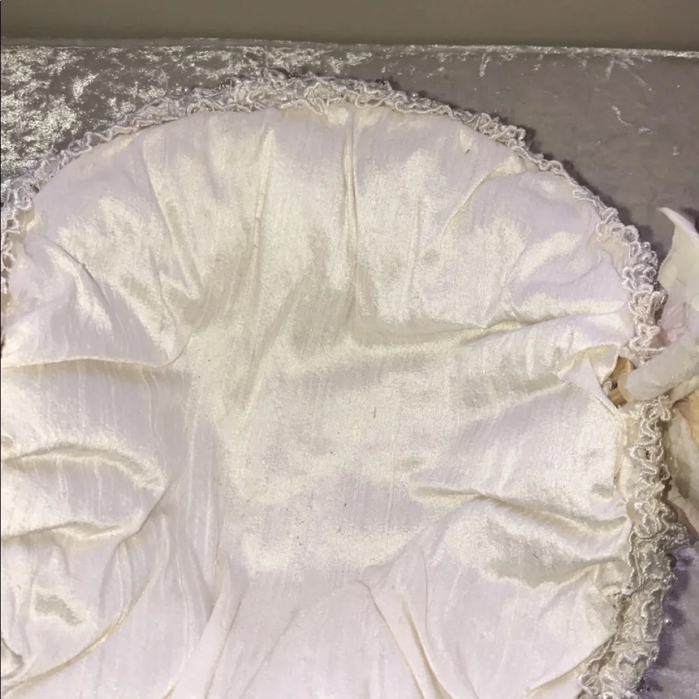 Vintage Victorian silk taffeta/lace flower girl basket